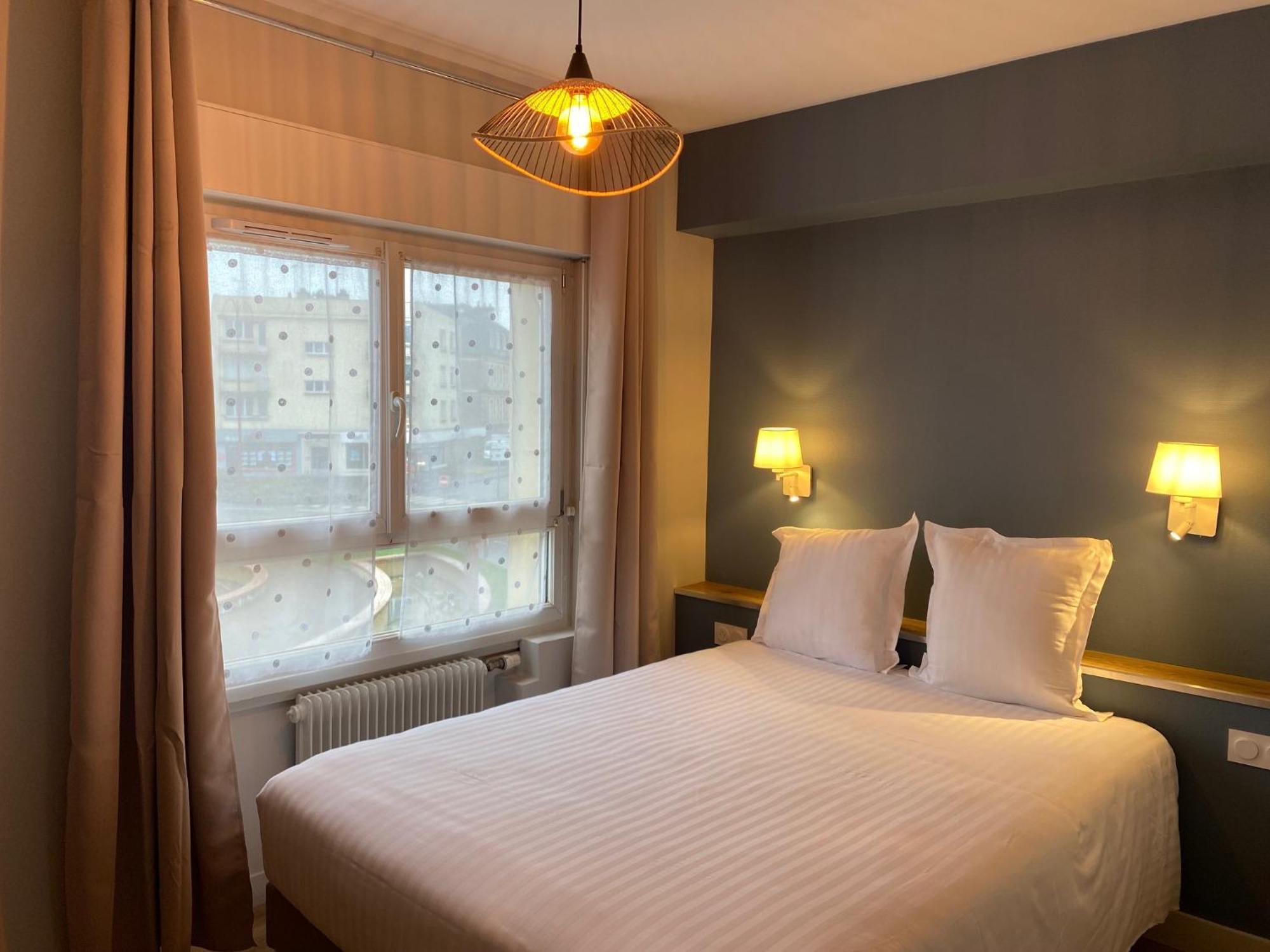 Hotel de Bretagne Fougères Eksteriør billede